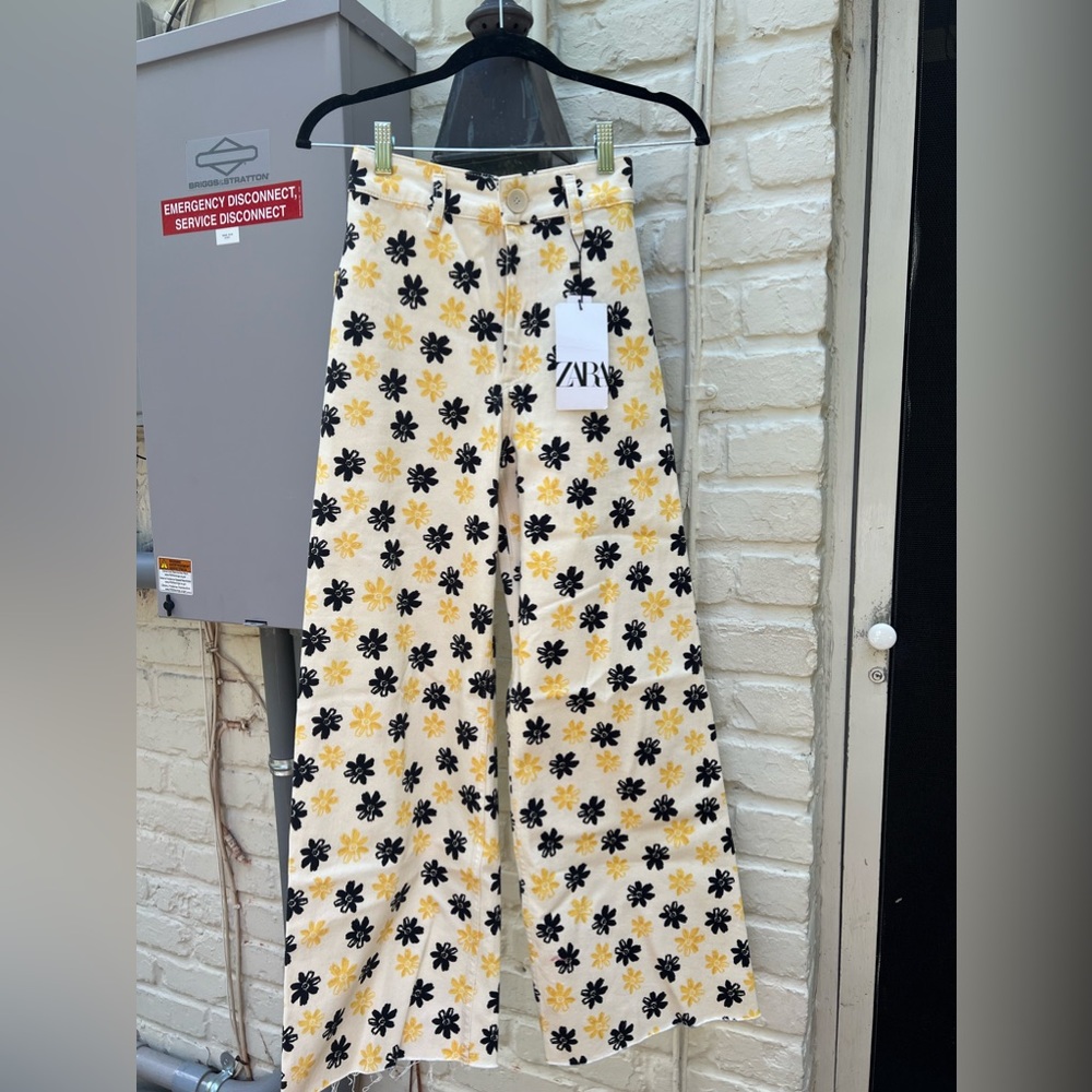 Zara Marine Straight Daisy Size 2